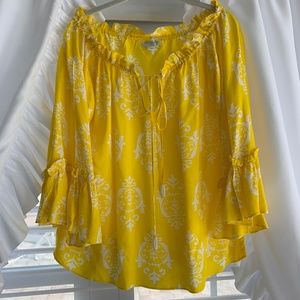 LIKE NEW escapada Yellow Blouse w/ Ruffle Sleeves!